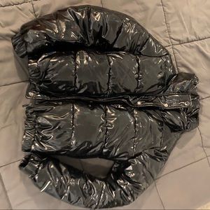 Holographic DKNY puffer warm